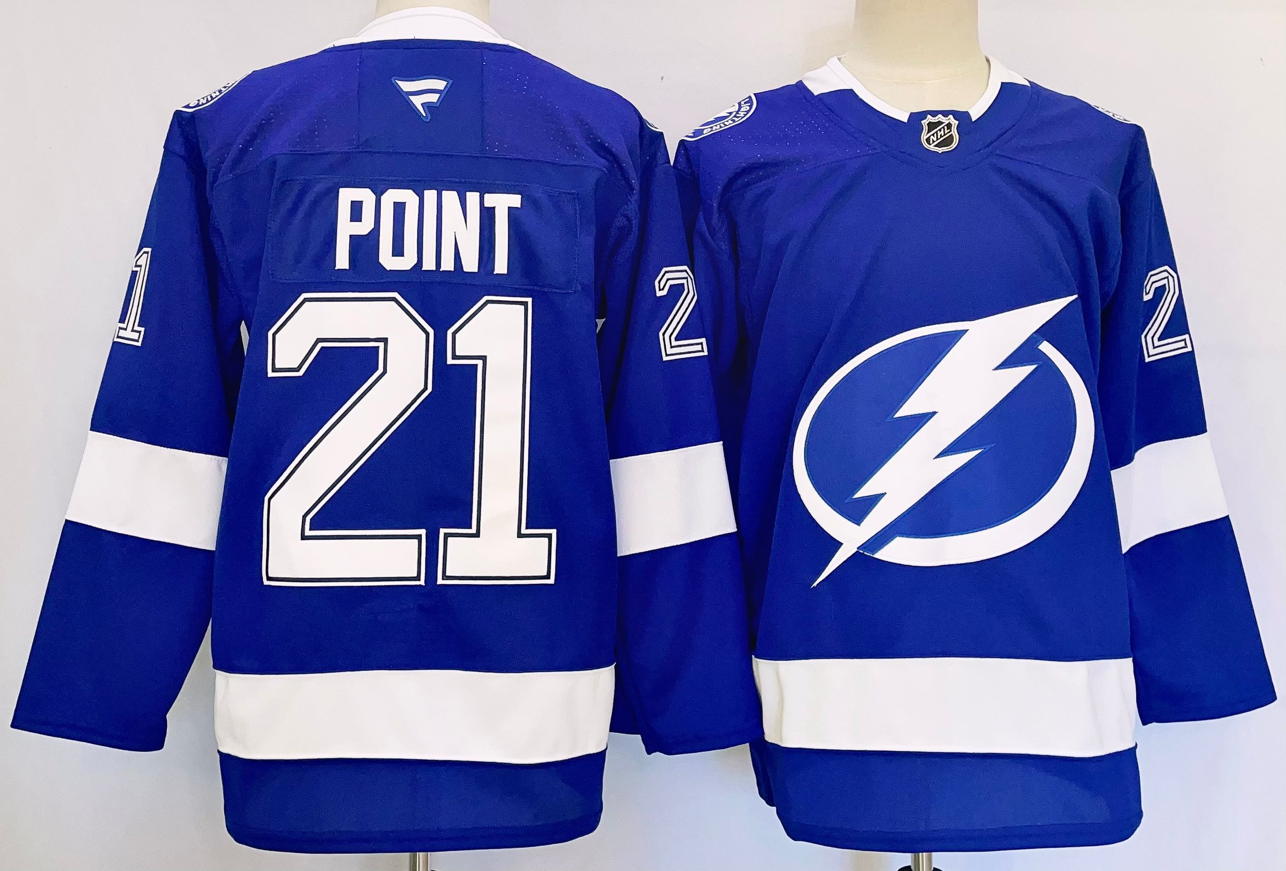 Men Tampa Bay Lightning #21 Point Blue 2025 Home Premier Player NHL Jersey->tampa bay lightning->NHL Jersey